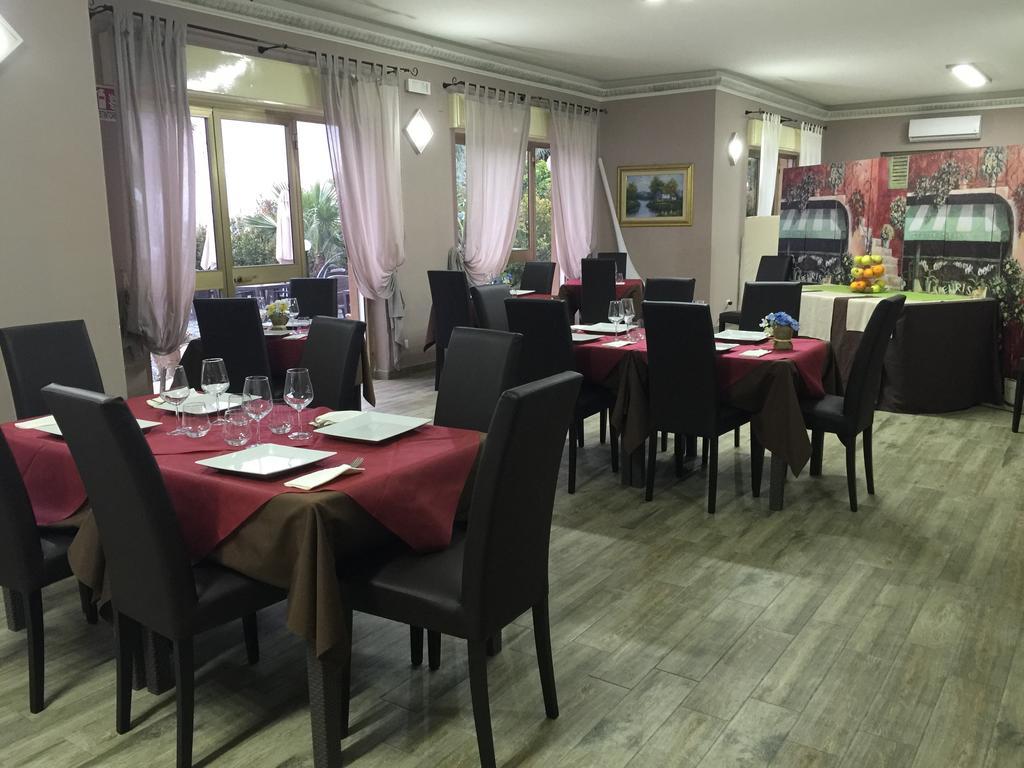 Chrismare Hotel マッゼオ エクステリア 写真